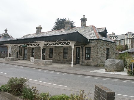 Wadebridge station building